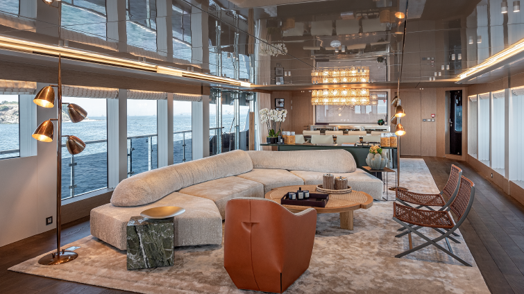 Frame 18_Saloon_1