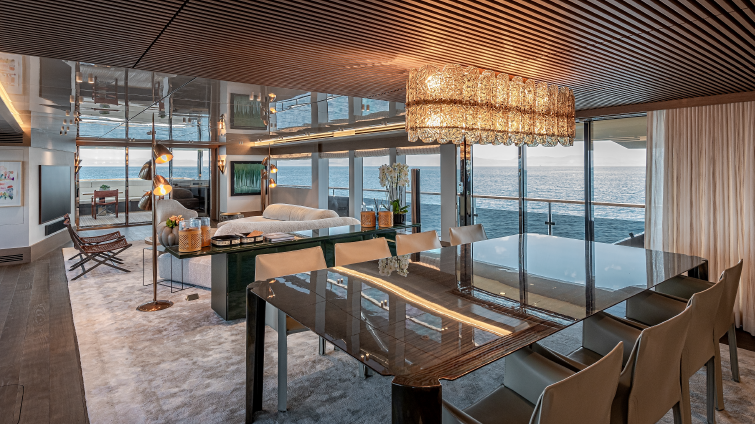 Frame 18_Saloon_23