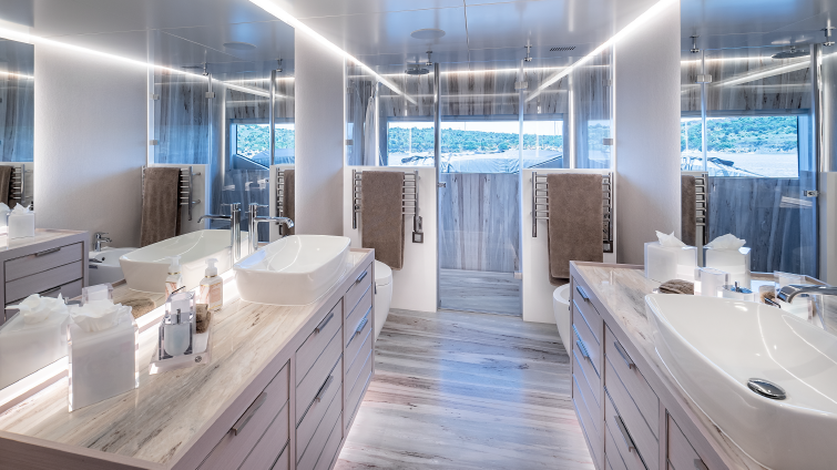 Frame 19_Master CABIN Bathroom_6
