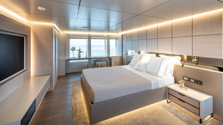 Frame 19_Master Cabin_11