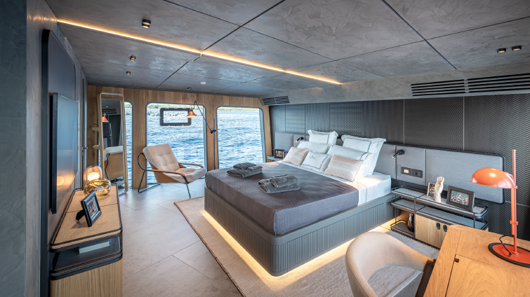 Frame 19_Owner's Cabin_1