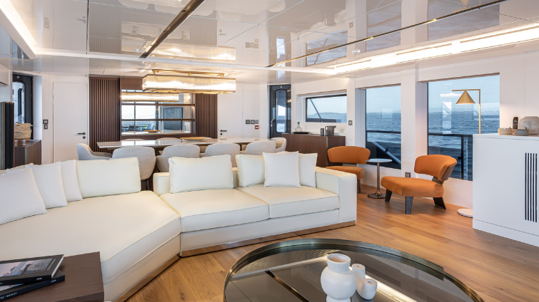 SALOON (9)