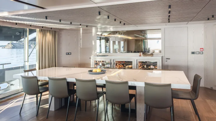 40MXP — Dining area